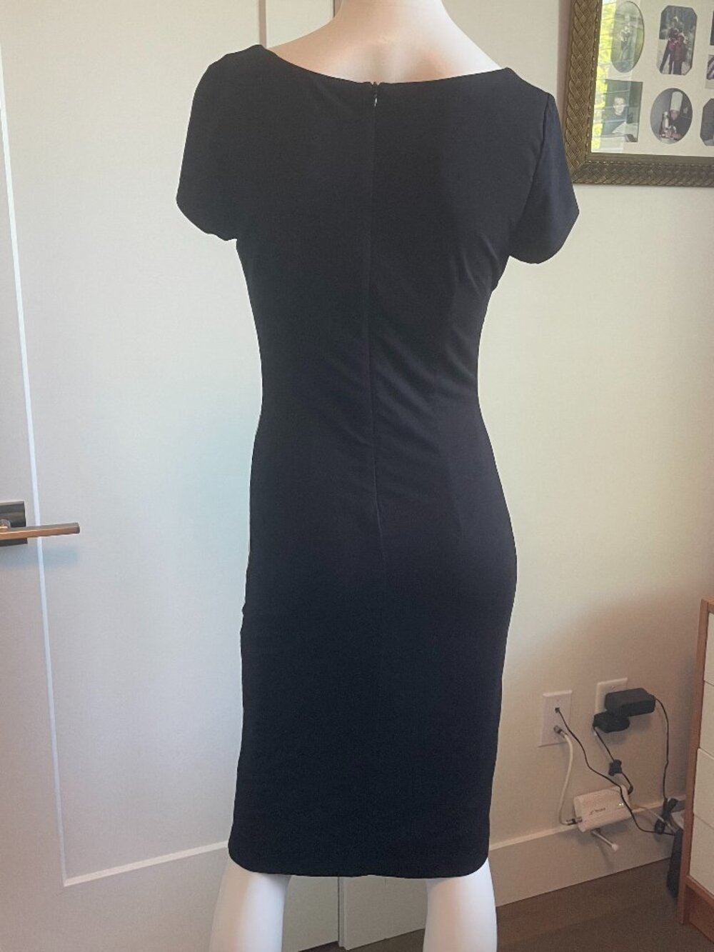 Joseph Ribkoff Cap Sleeve Boat Neck Lined Abstract Print Jersey Dress Blk Wht 2 - Picture 6 of 9